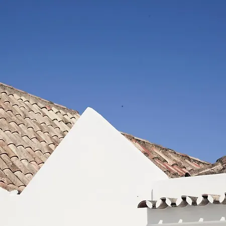 A Muralha Bed and Breakfast Ταβίρα