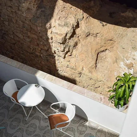 Bed & Breakfast A Muralha *